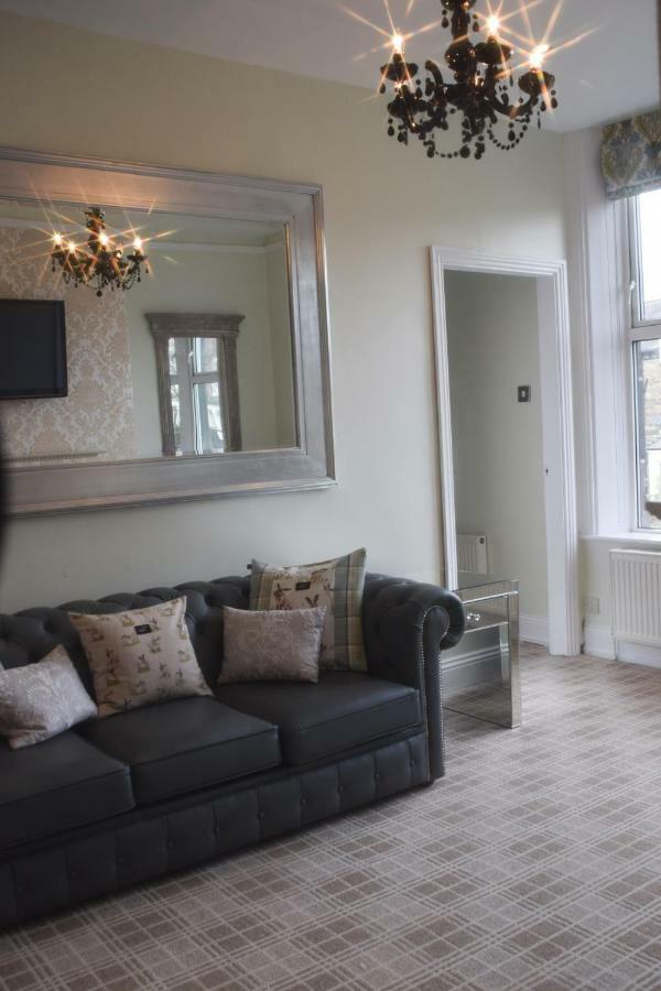 Harrogate Elite Living Leilighet Eksteriør bilde