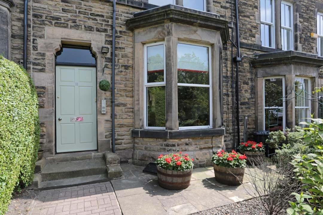 Harrogate Elite Living Leilighet Eksteriør bilde